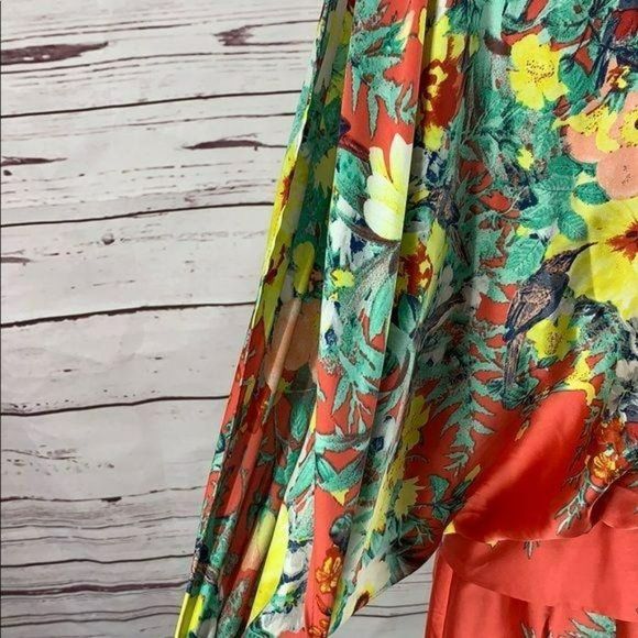 Bisou‎ Bisou Split Sleeve Open Back Medium Dress - Picture 6 of 10